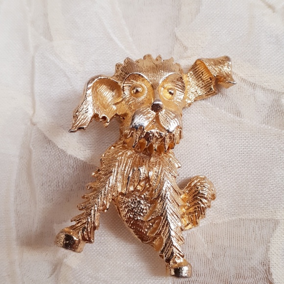 Stunning gold plated puppy dog pin brooch - Picture 5 of 7